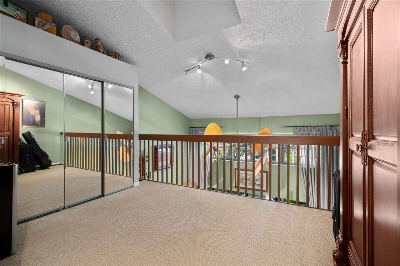 2379 Treasure Isle Drive, Unit 24, Palm Beach Gardens, FL 33410 Photo