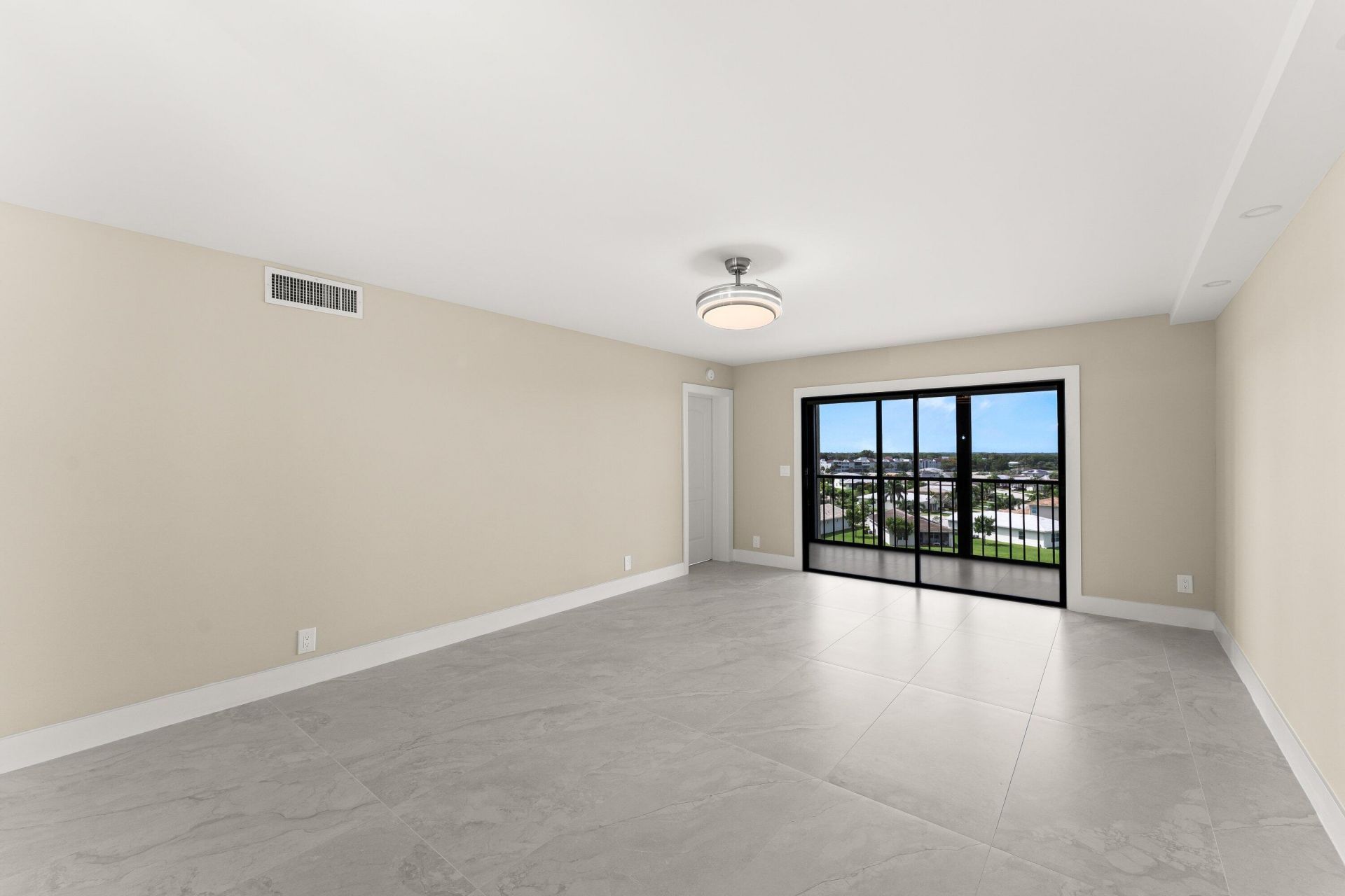 14476 Amberly Lane, Unit 704, Delray Beach, FL 33446 Photo