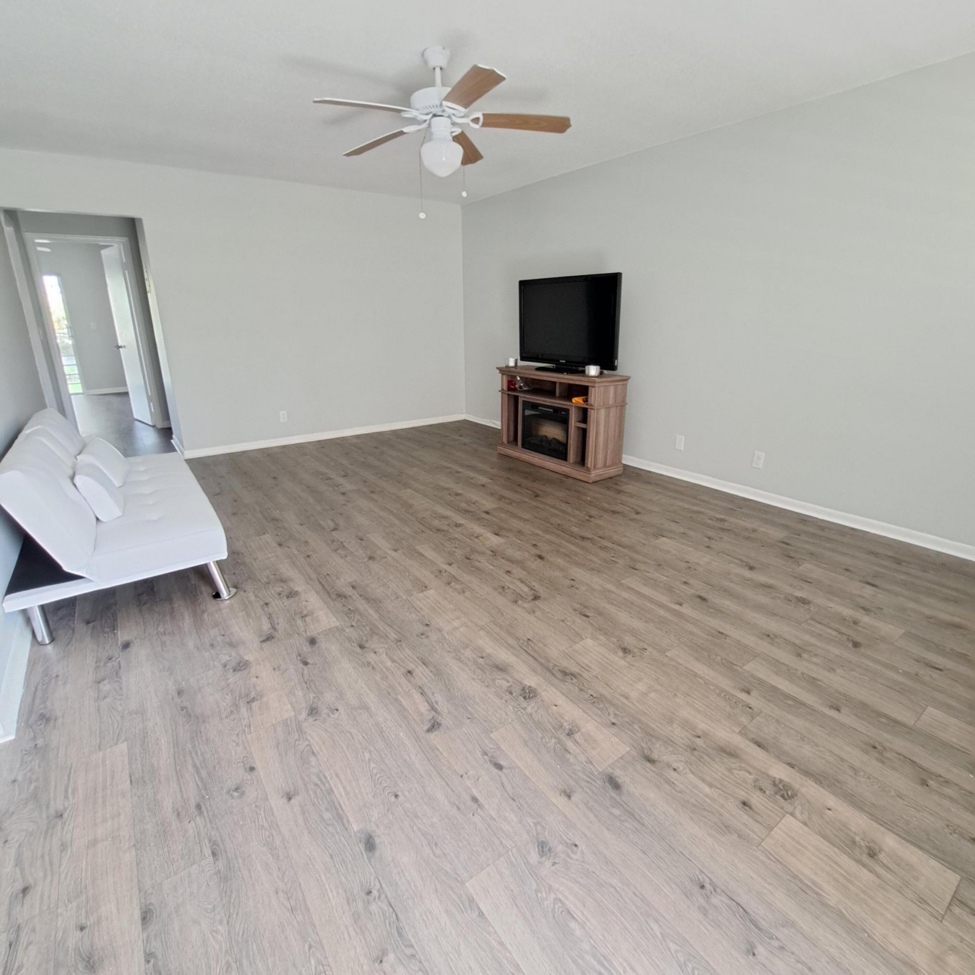 42 Norwich B, West Palm Beach, FL 33417 Photo