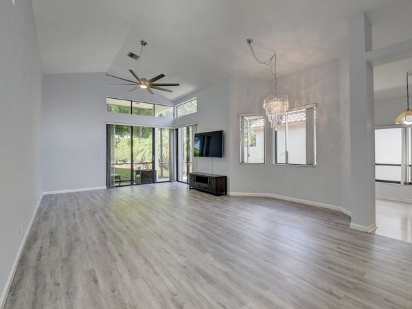 10201 Lexington Lakes Boulevard N, Boynton Beach, FL 33436