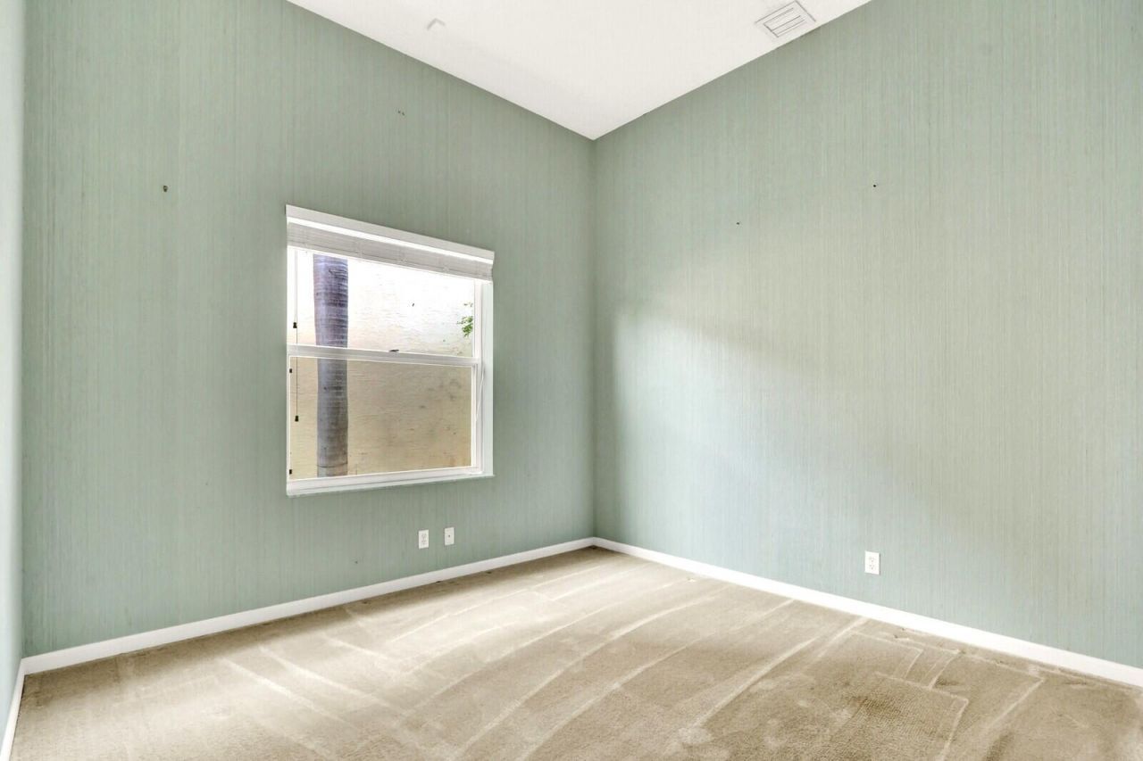 3167 El Camino, West Palm Beach, FL 33409 Photo
