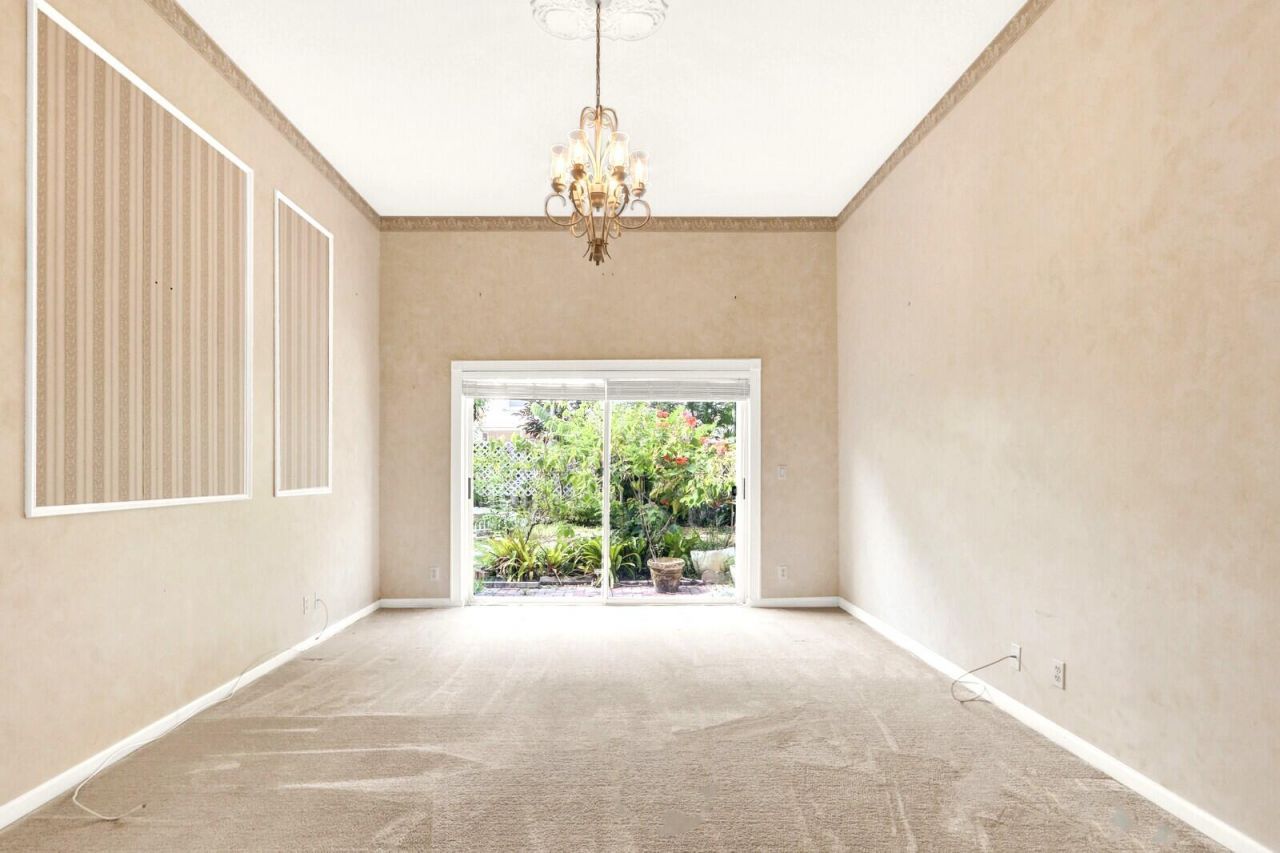 3167 El Camino, West Palm Beach, FL 33409 Photo