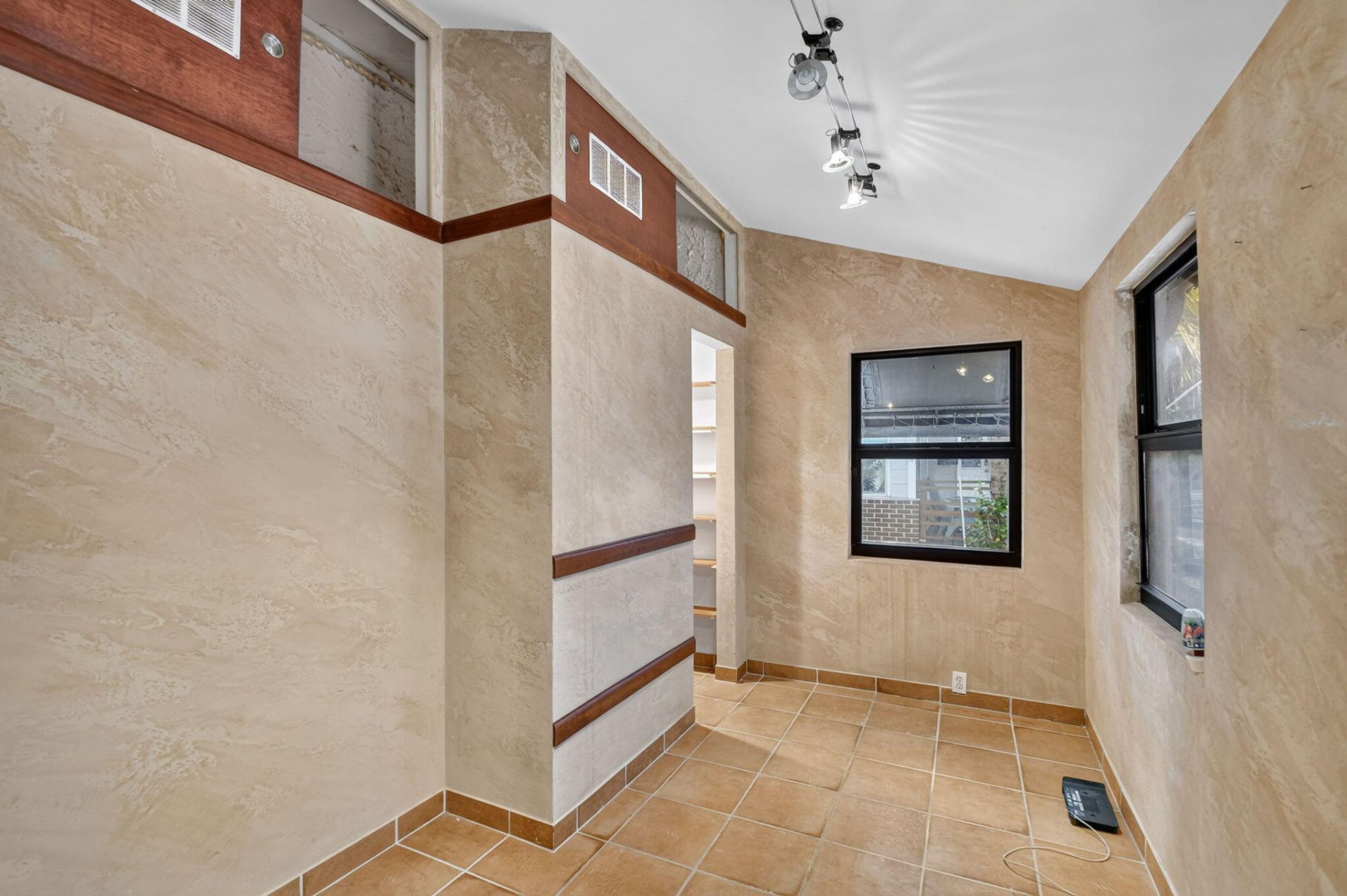 109 George Bush Boulevard, Delray Beach, FL 33444 Photo