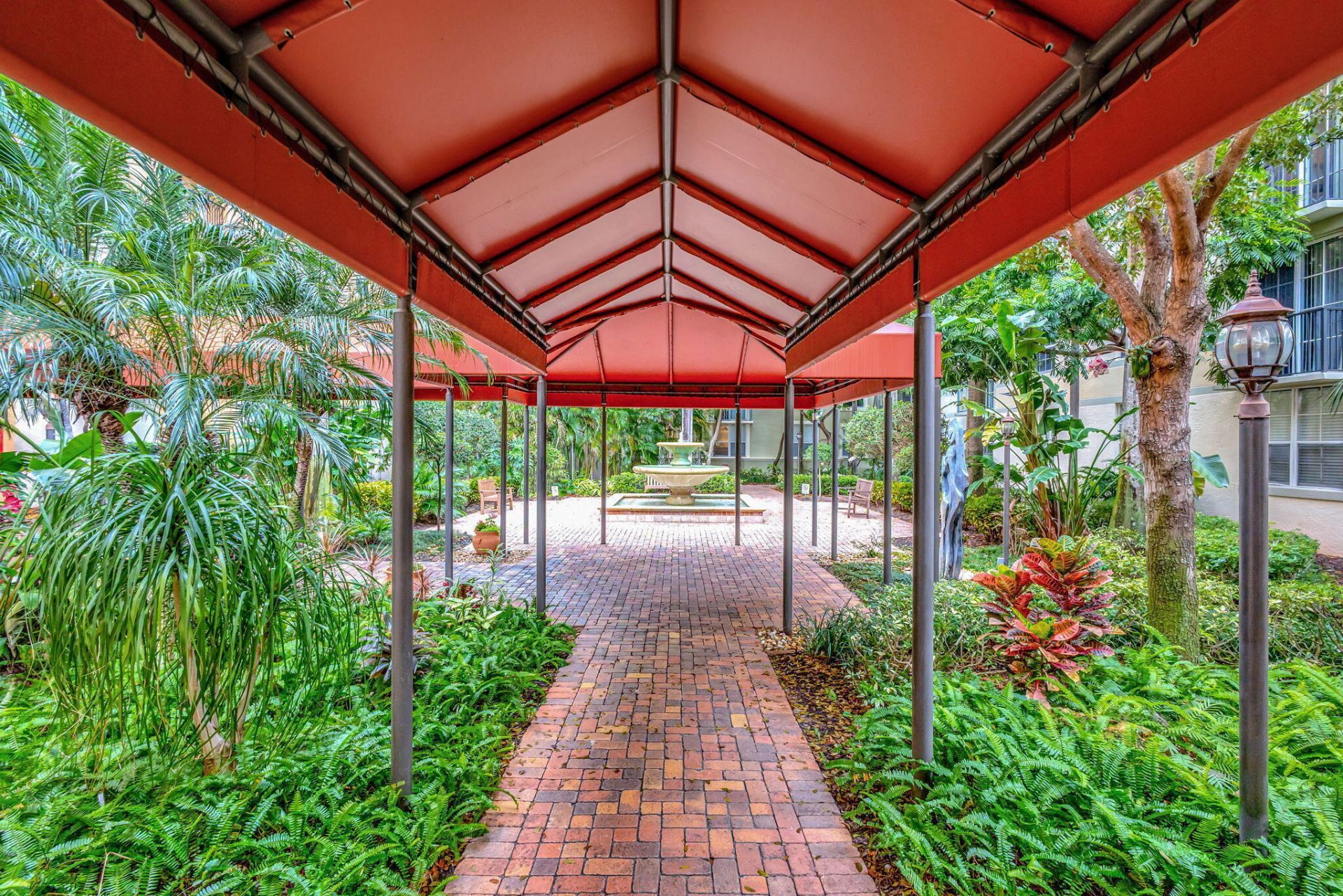 780 S Sapodilla Avenue, Unit 203, West Palm Beach, FL 33401 Photo