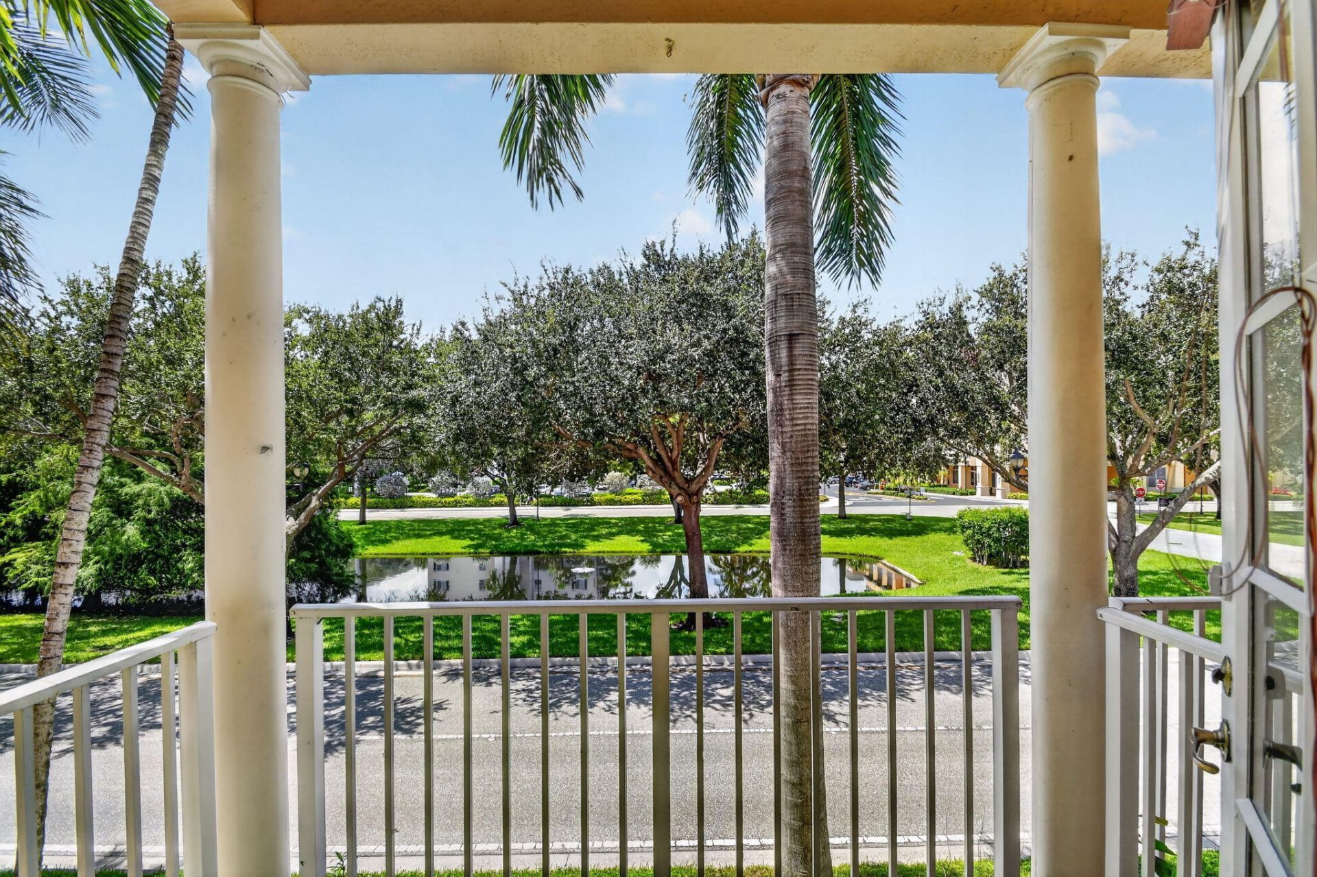 1859 VÃ­a Granada, Boynton Beach, FL 33426 Photo