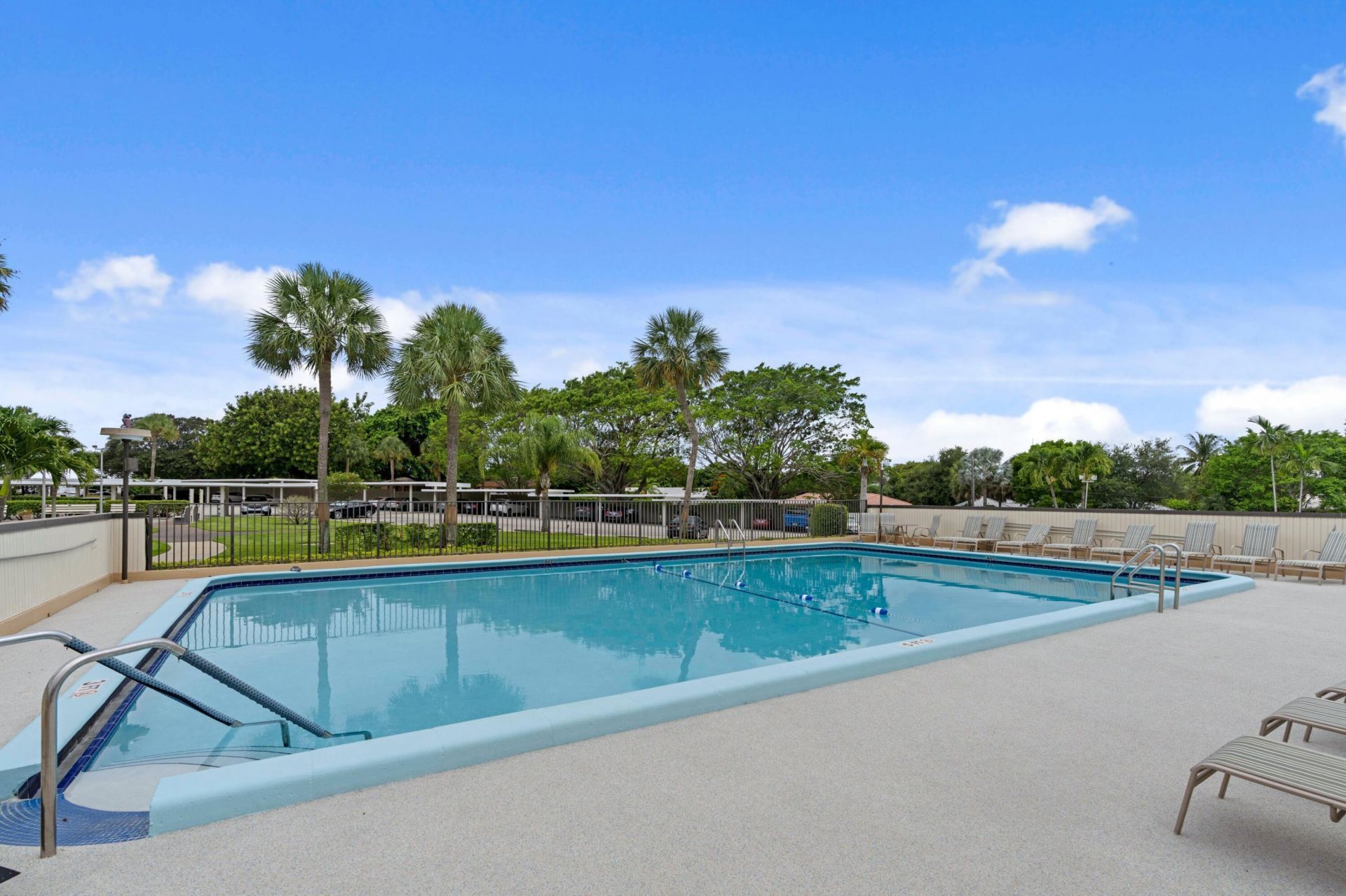 555 NW 4th Avenue, Unit Apt 501, Boca Raton, FL 33432 Photo