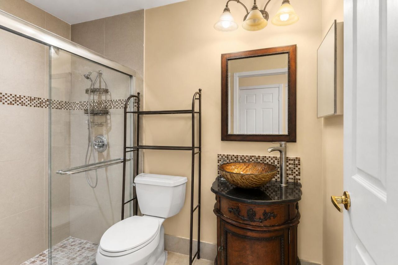 1021 NW 185th Avenue, Pembroke Pines, FL 33029 Photo
