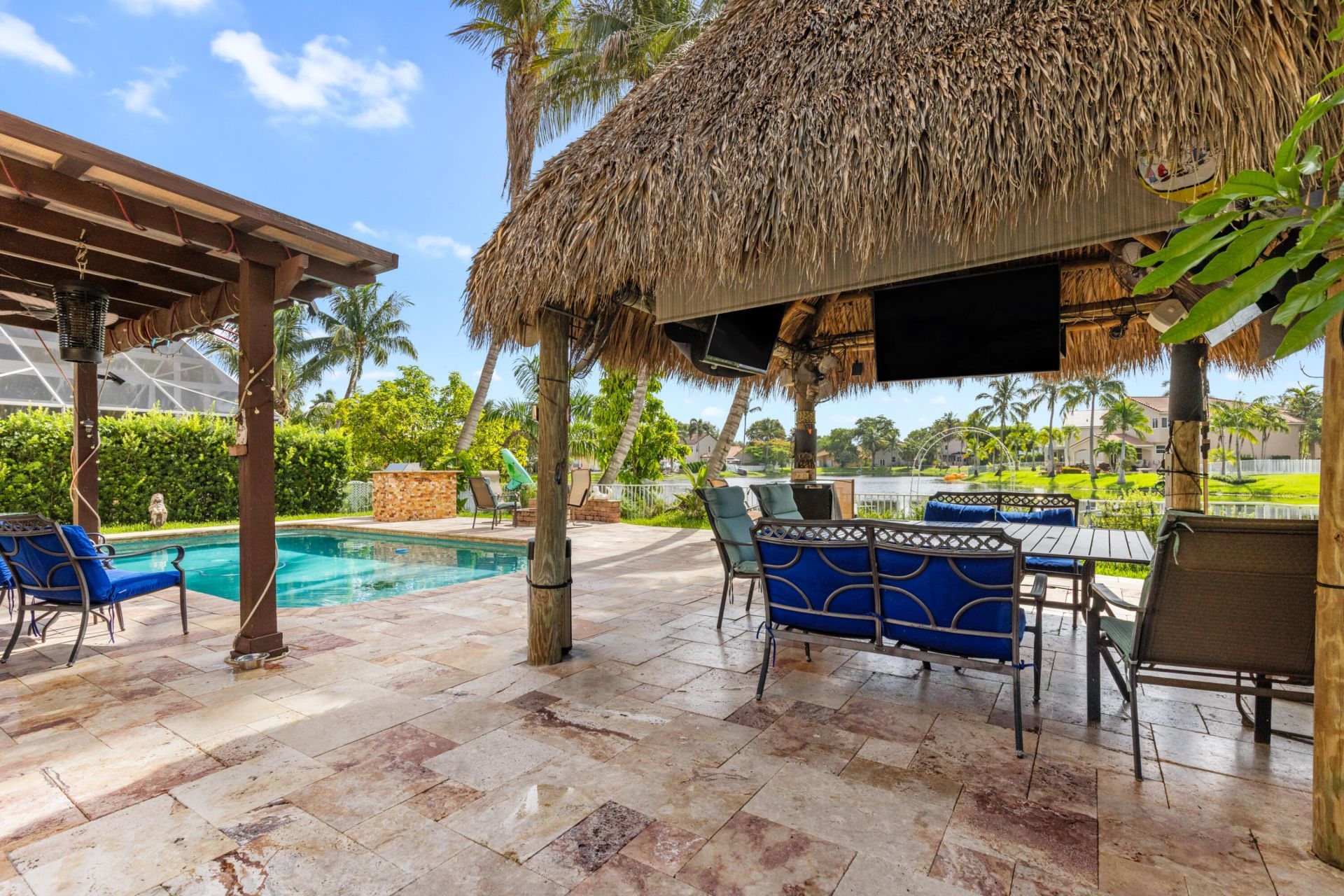 1021 NW 185th Avenue, Pembroke Pines, FL 33029 Photo