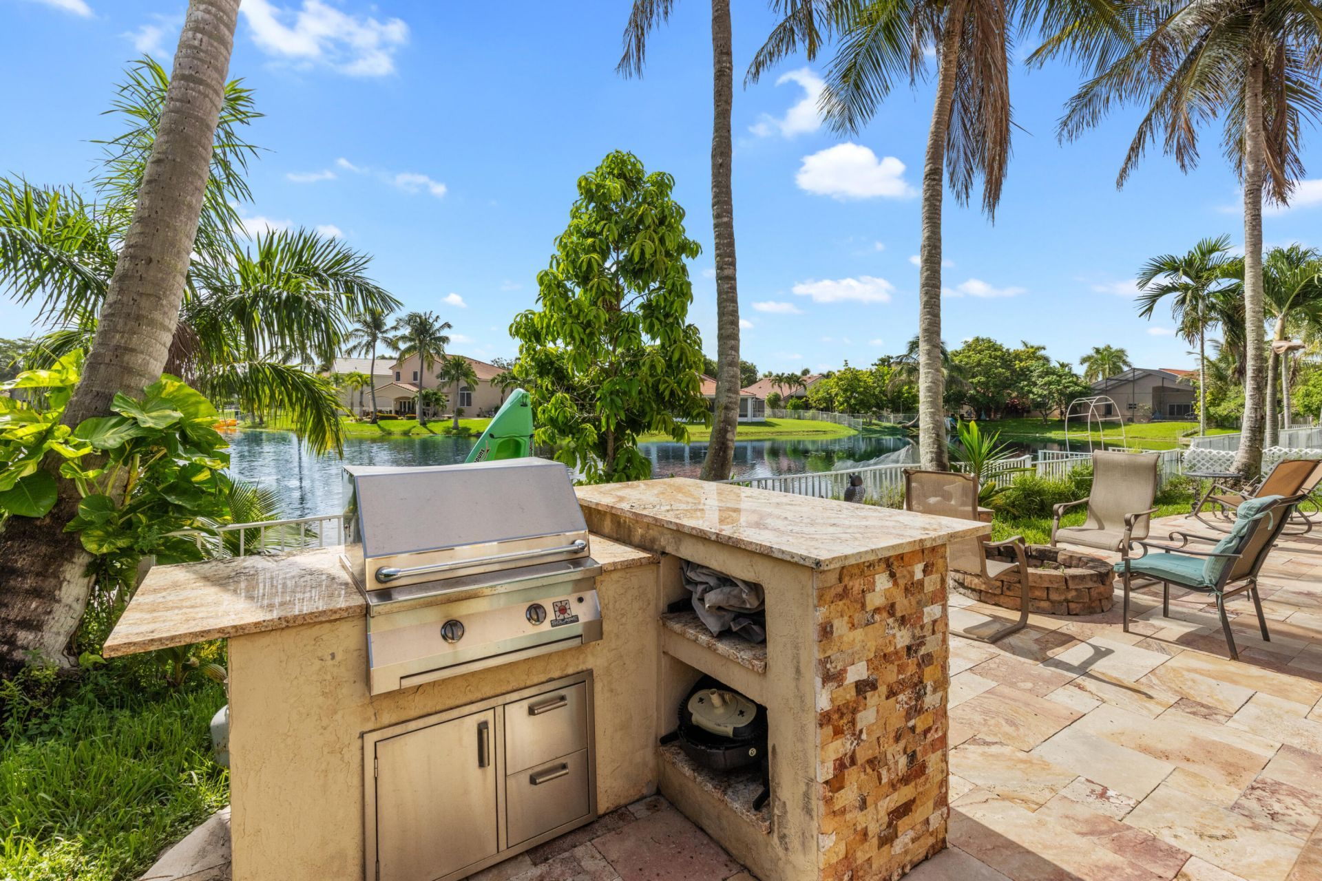 1021 NW 185th Avenue, Pembroke Pines, FL 33029 Photo