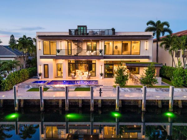 2441 NE 48th Court, Lighthouse Point, FL 33064