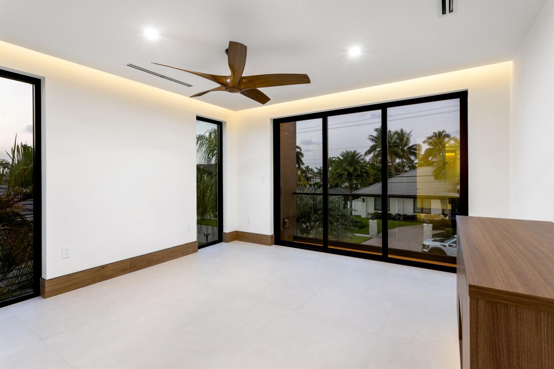 2441 NE 48th Court, Lighthouse Point, FL 33064 Photo