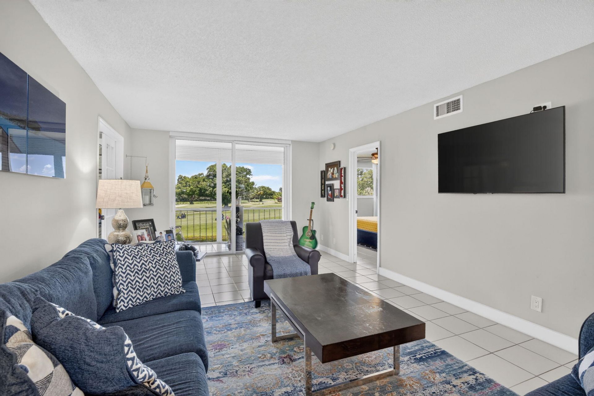 9923 S Hollybrook Lake Drive, Unit 305, Pembroke Pines, FL 33025 Photo