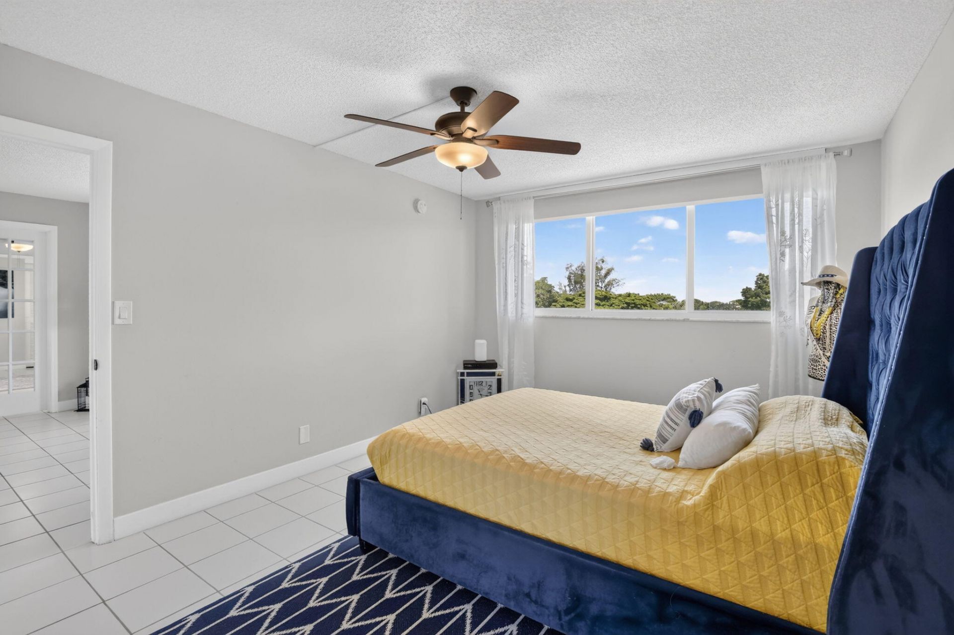 9923 S Hollybrook Lake Drive, Unit 305, Pembroke Pines, FL 33025 Photo