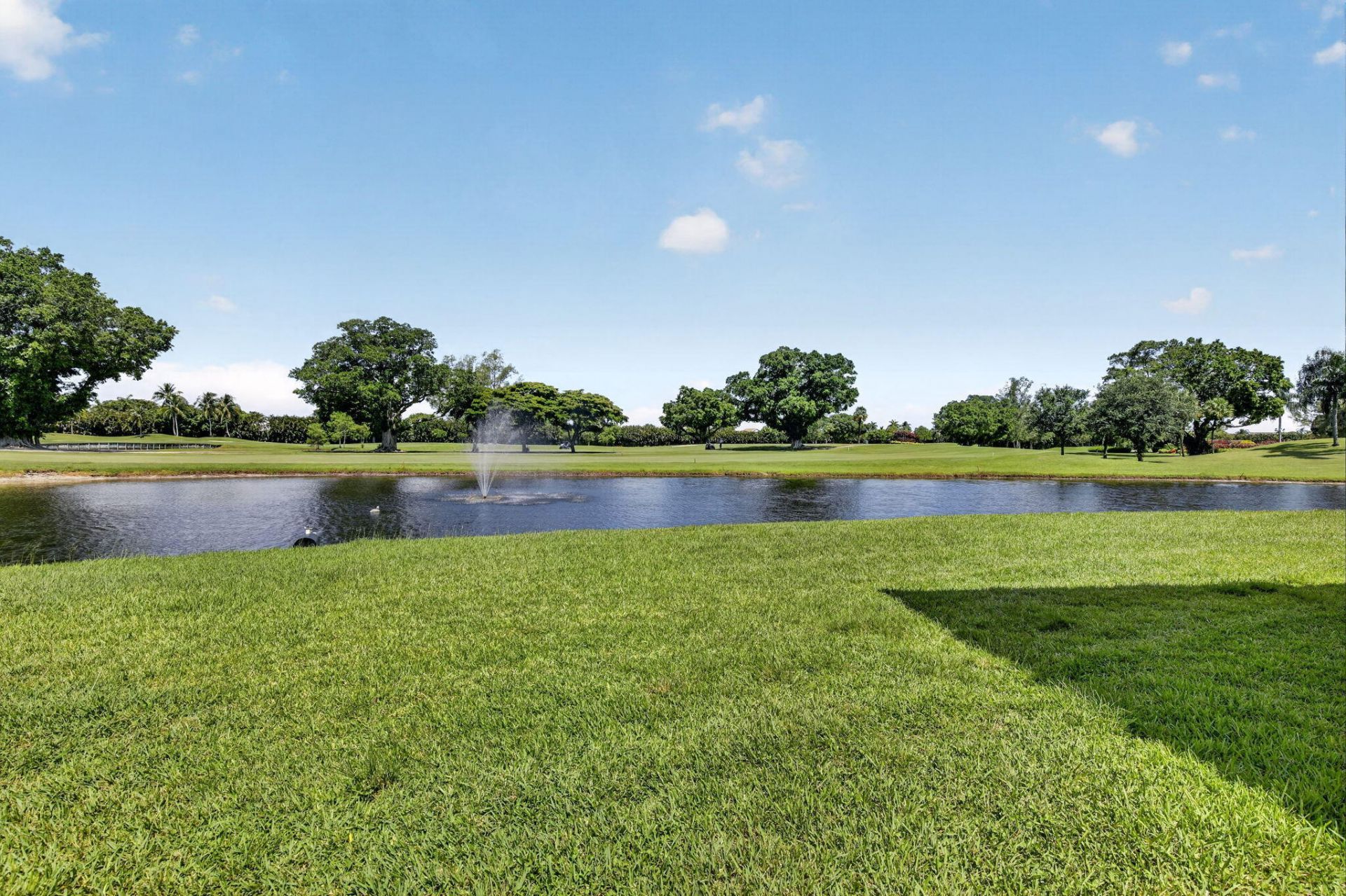 9923 S Hollybrook Lake Drive, Unit 305, Pembroke Pines, FL 33025 Photo