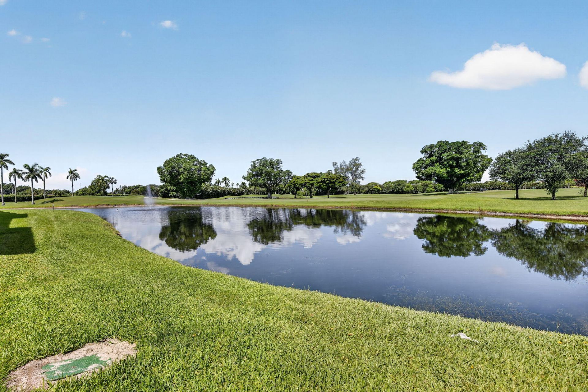 9923 S Hollybrook Lake Drive, Unit 305, Pembroke Pines, FL 33025 Photo