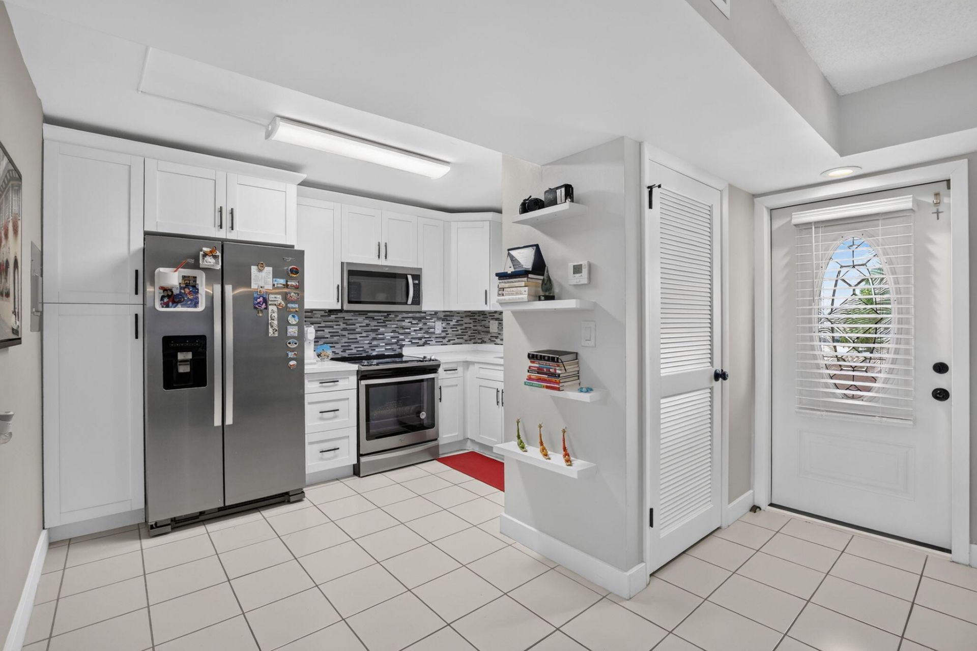 9923 S Hollybrook Lake Drive, Unit 305, Pembroke Pines, FL 33025 Photo