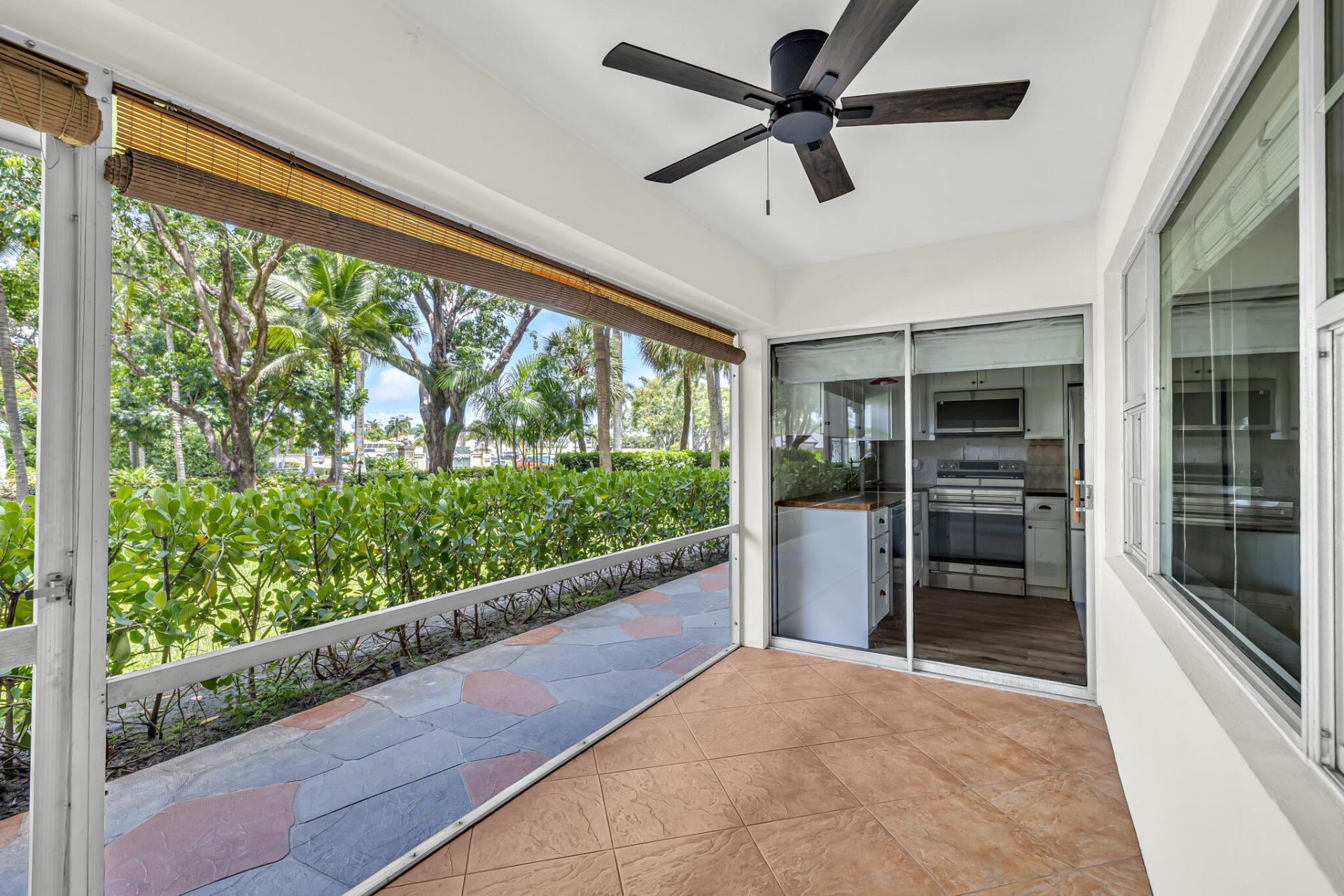 100 Royal Palm Way, Unit 1030, Boca Raton, FL 33432 Photo