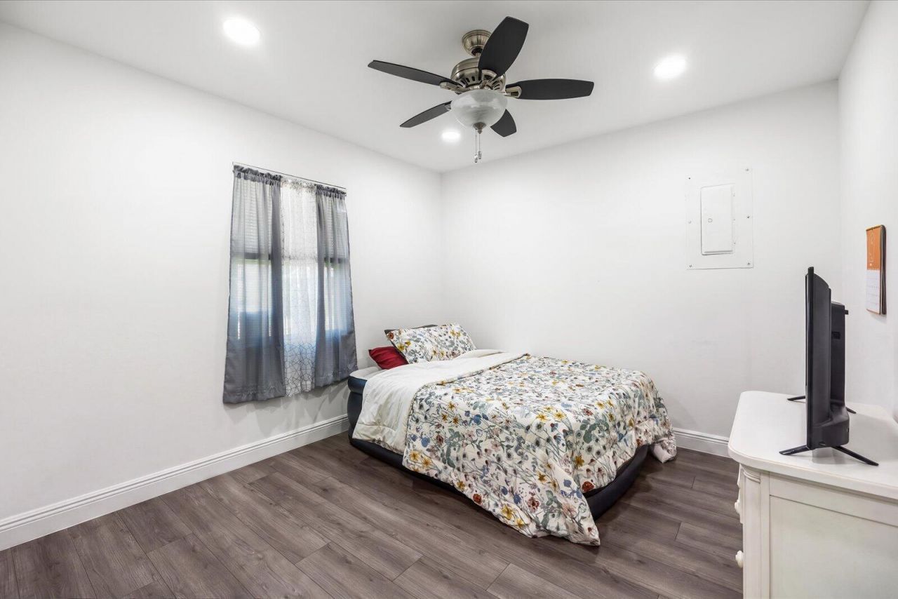 957 SW Nichols Terrace, Port Saint Lucie, FL 34953 Photo