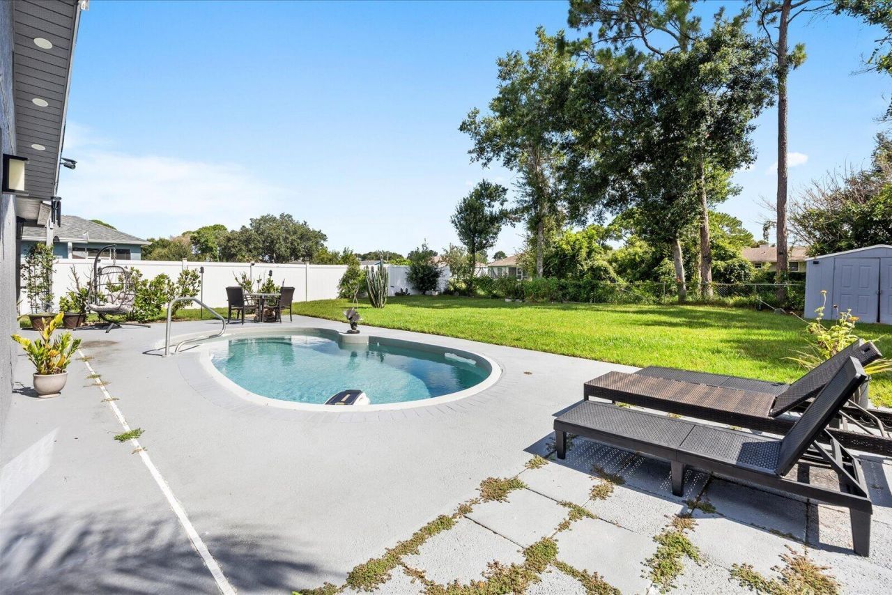 957 SW Nichols Terrace, Port Saint Lucie, FL 34953 Photo