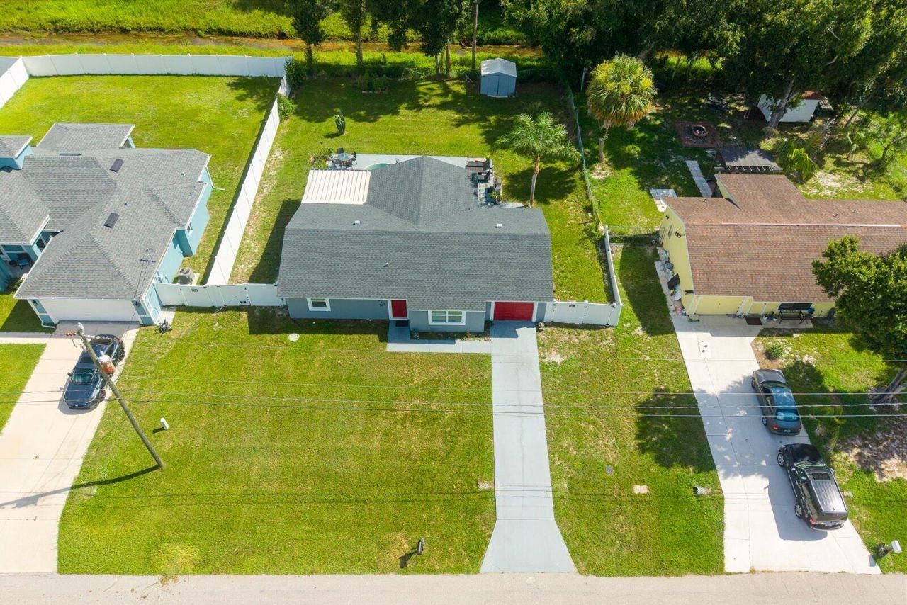 957 SW Nichols Terrace, Port Saint Lucie, FL 34953 Photo