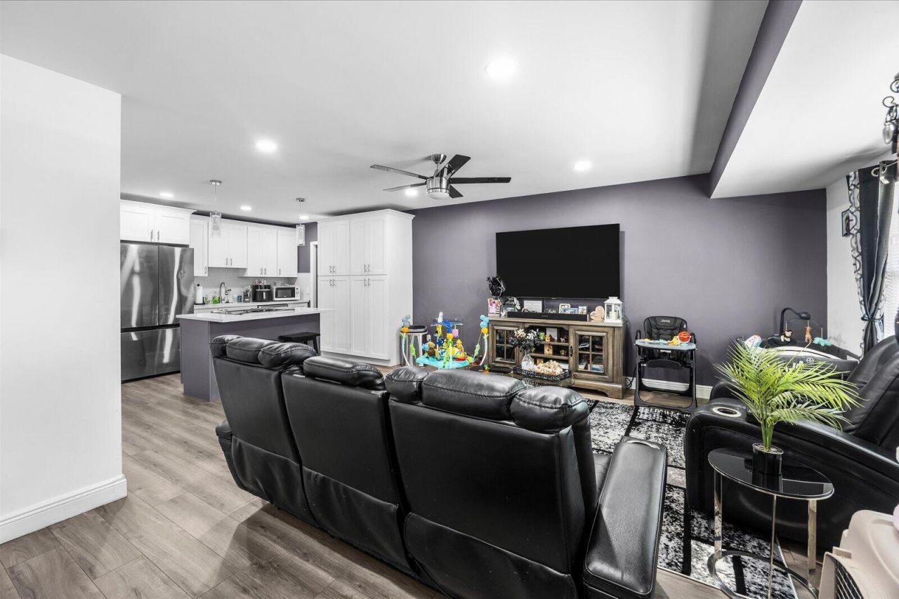 957 SW Nichols Terrace, Port Saint Lucie, FL 34953 Photo