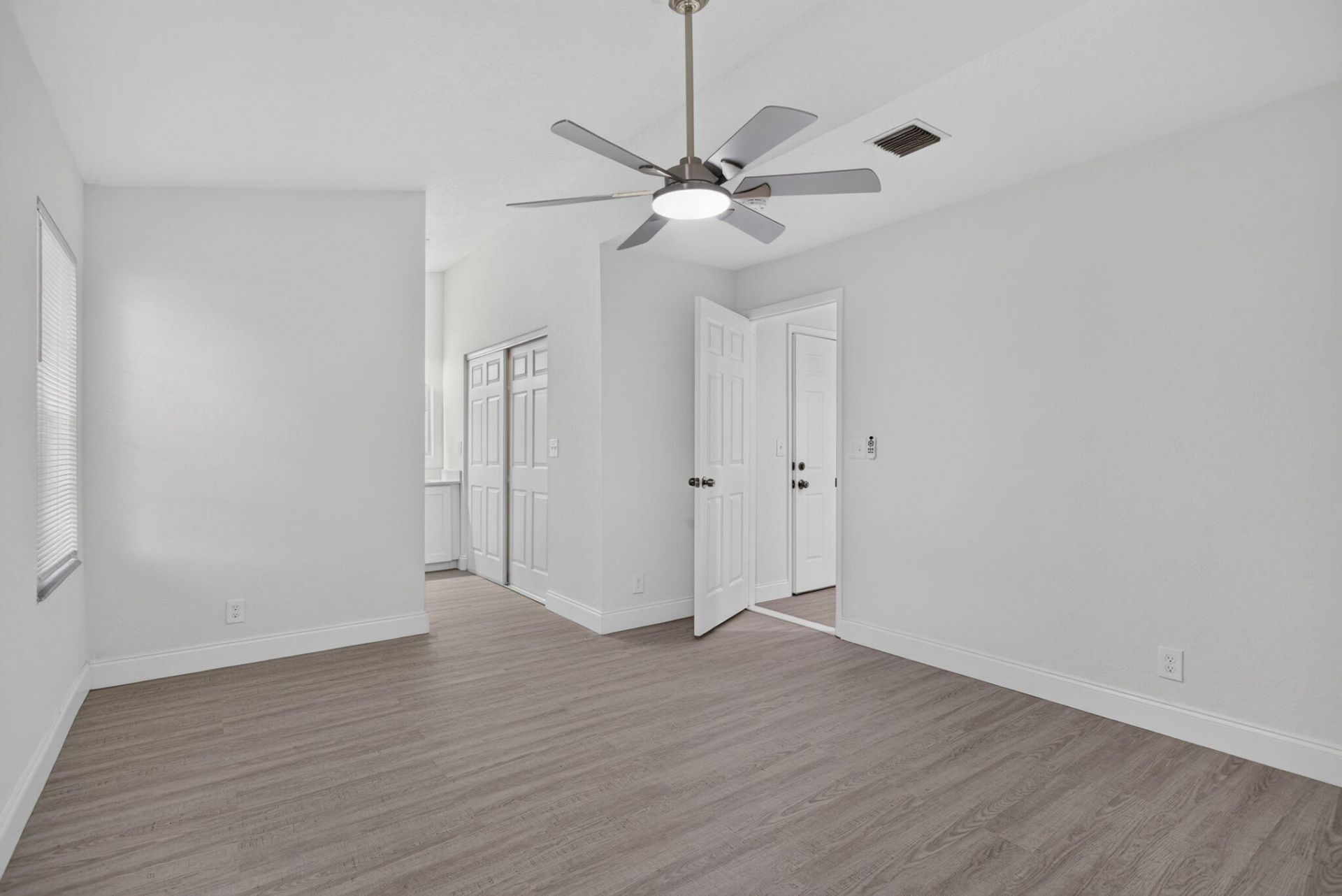 11451 Lakeview Drive, Unit 3a, Coral Springs, FL 33071 Photo