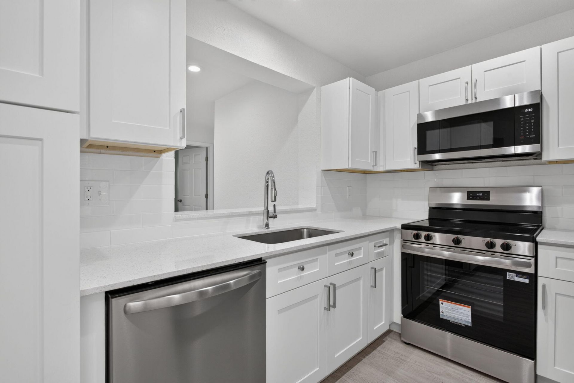 11451 Lakeview Drive, Unit 3a, Coral Springs, FL 33071 Photo