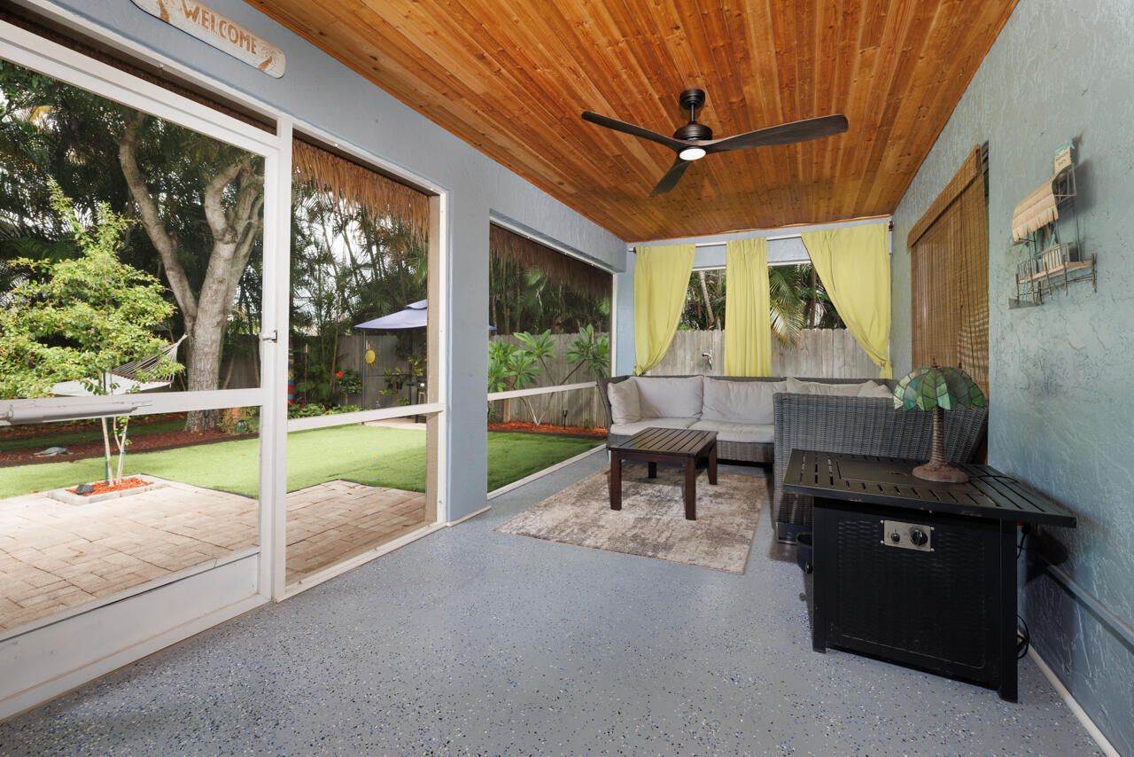 8173 SE Carlton Street, Hobe Sound, FL 33455 Photo