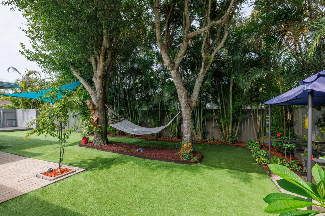 8173 SE Carlton Street, Hobe Sound, FL 33455 Photo