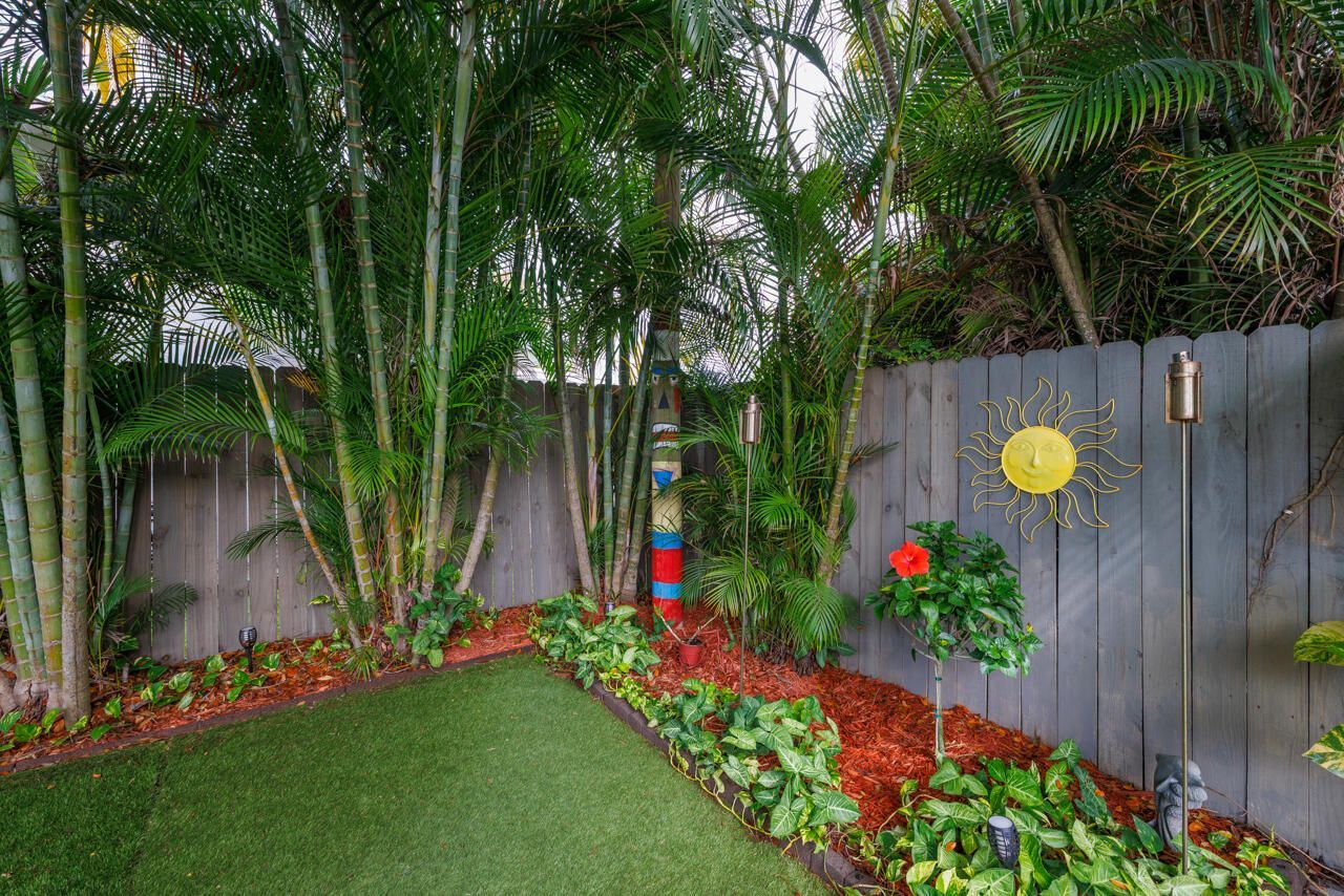 8173 SE Carlton Street, Hobe Sound, FL 33455 Photo