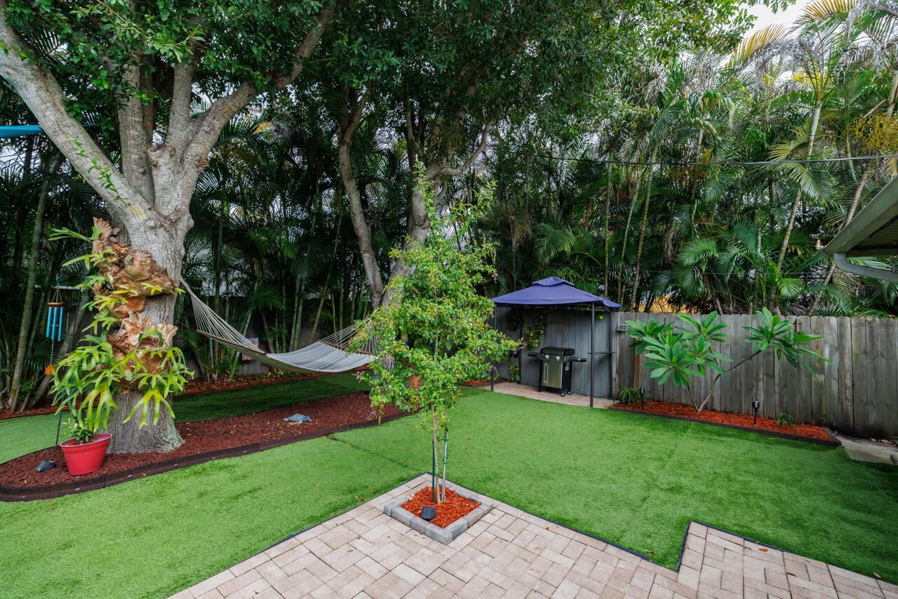 8173 SE Carlton Street, Hobe Sound, FL 33455 Photo