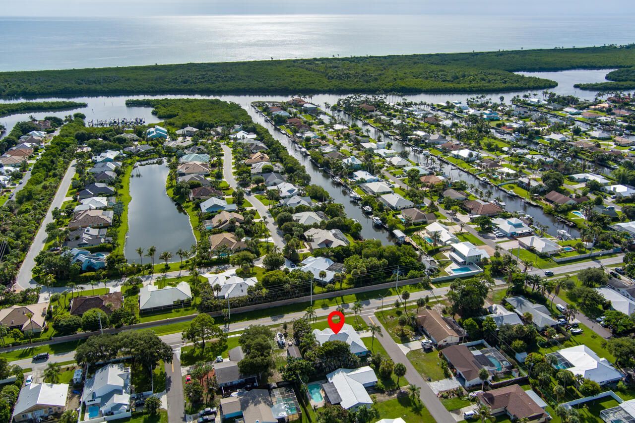 8173 SE Carlton Street, Hobe Sound, FL 33455 Photo
