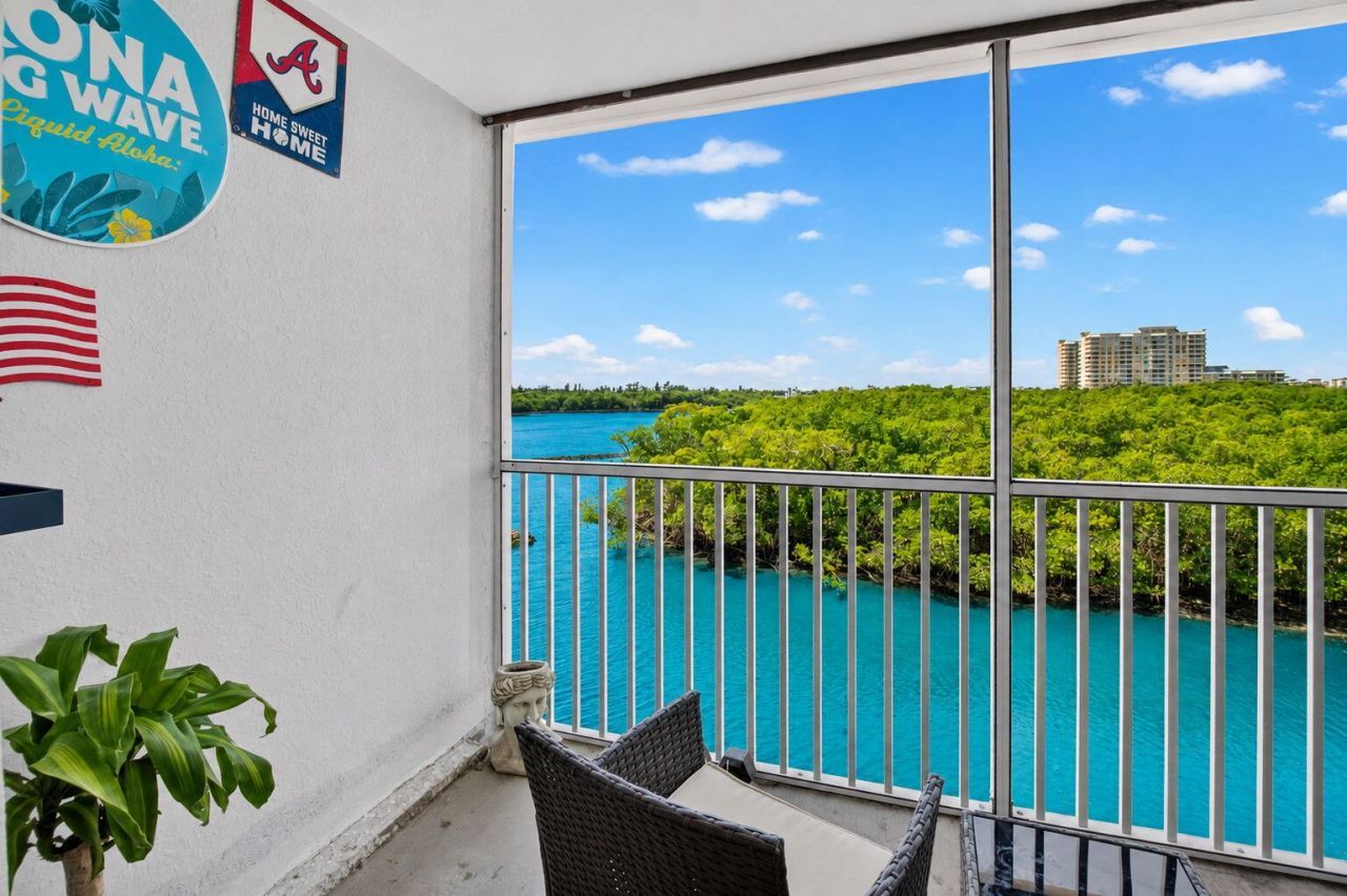 689 NE 6th Court, Unit 4030, Boynton Beach, FL 33435 Photo