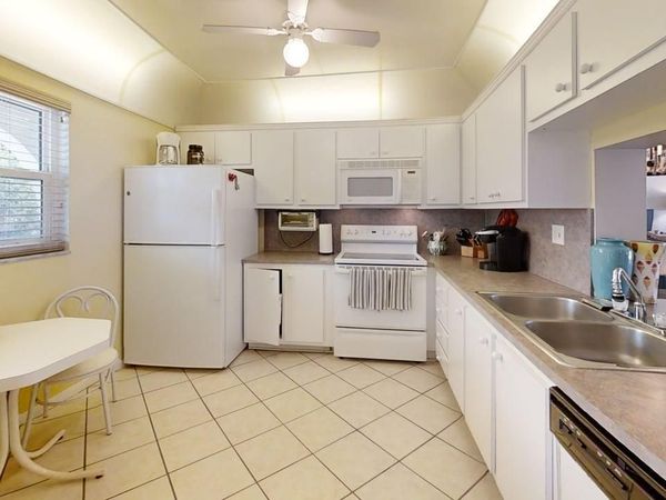250 NE 20th Street, Unit 2320, Boca Raton, FL 33431
