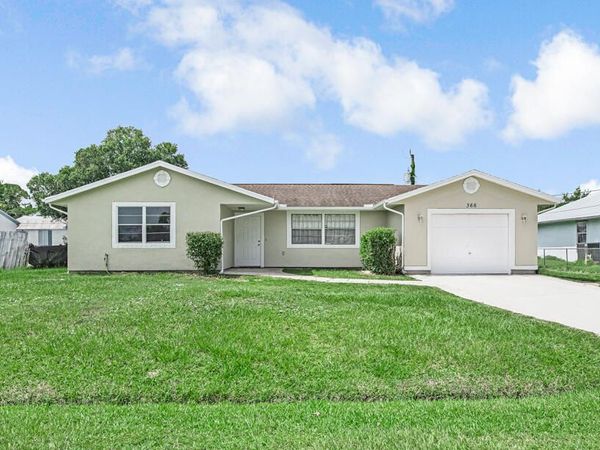 366 SE Lancaster Avenue, Port St. Lucie, FL 34984