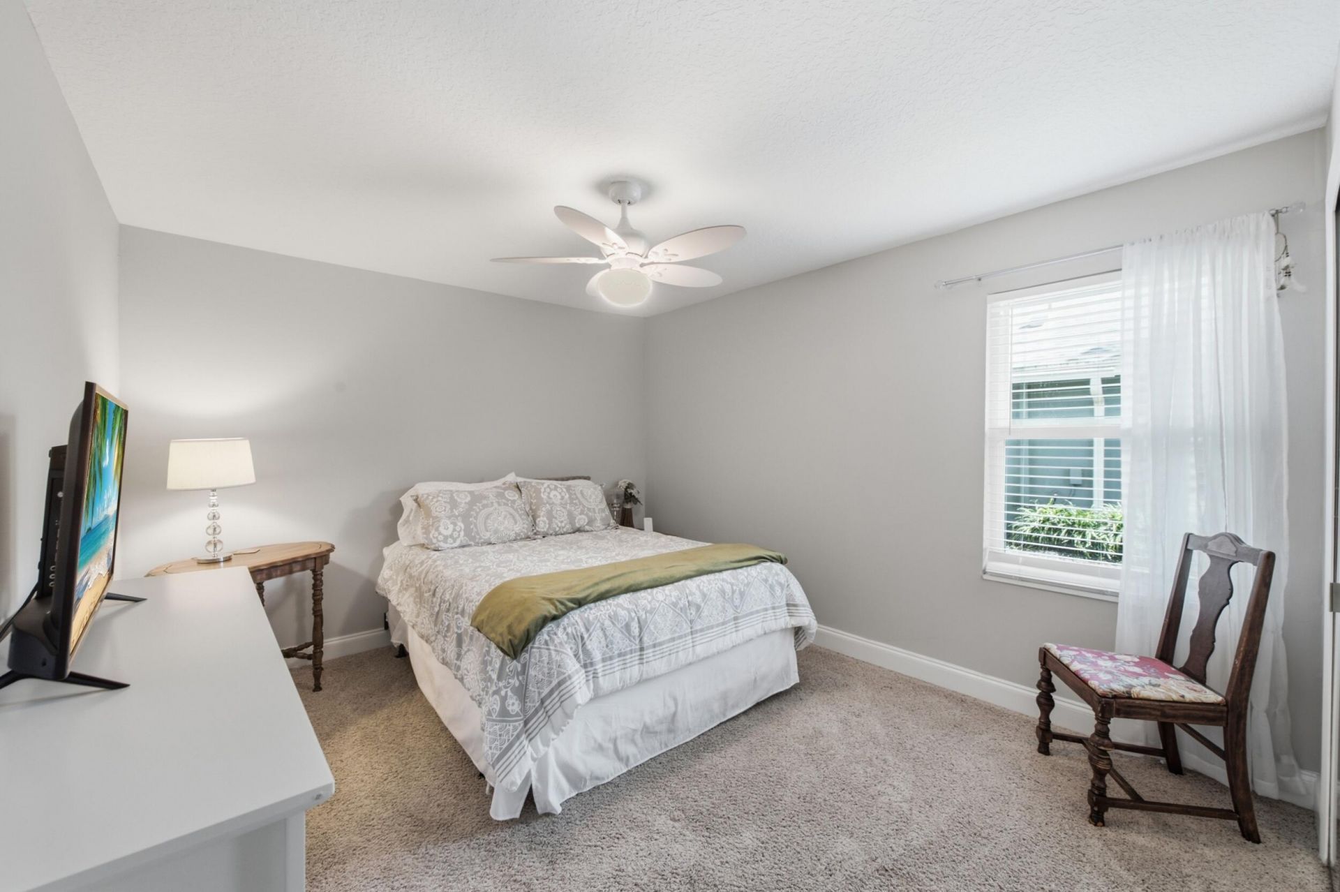 805 Daffodil Drive, Wellington, FL 33414 Photo