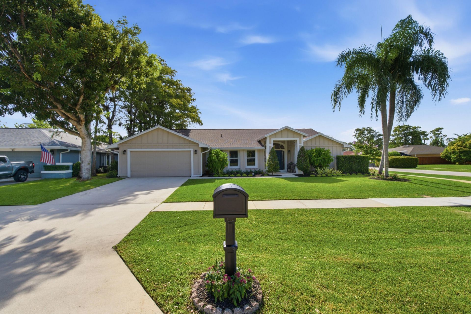 805 Daffodil Drive, Wellington, FL 33414 Photo