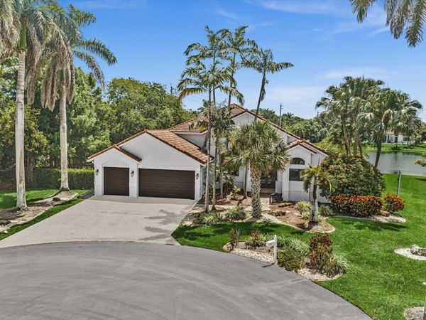 2602 SW 132nd Way, Davie, FL 33330
