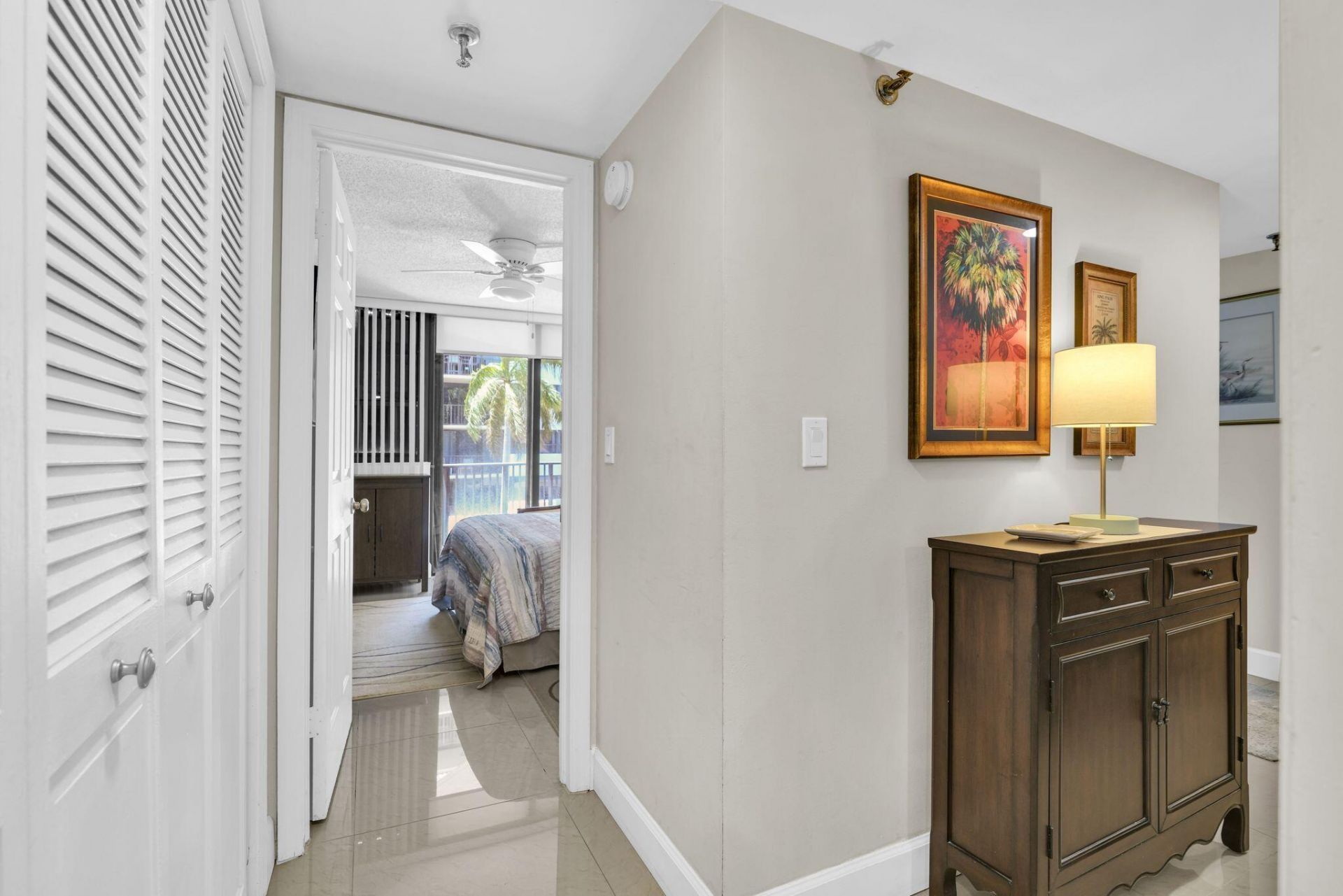 899 Jeffery Street, Unit 301, Boca Raton, FL 33487 Photo