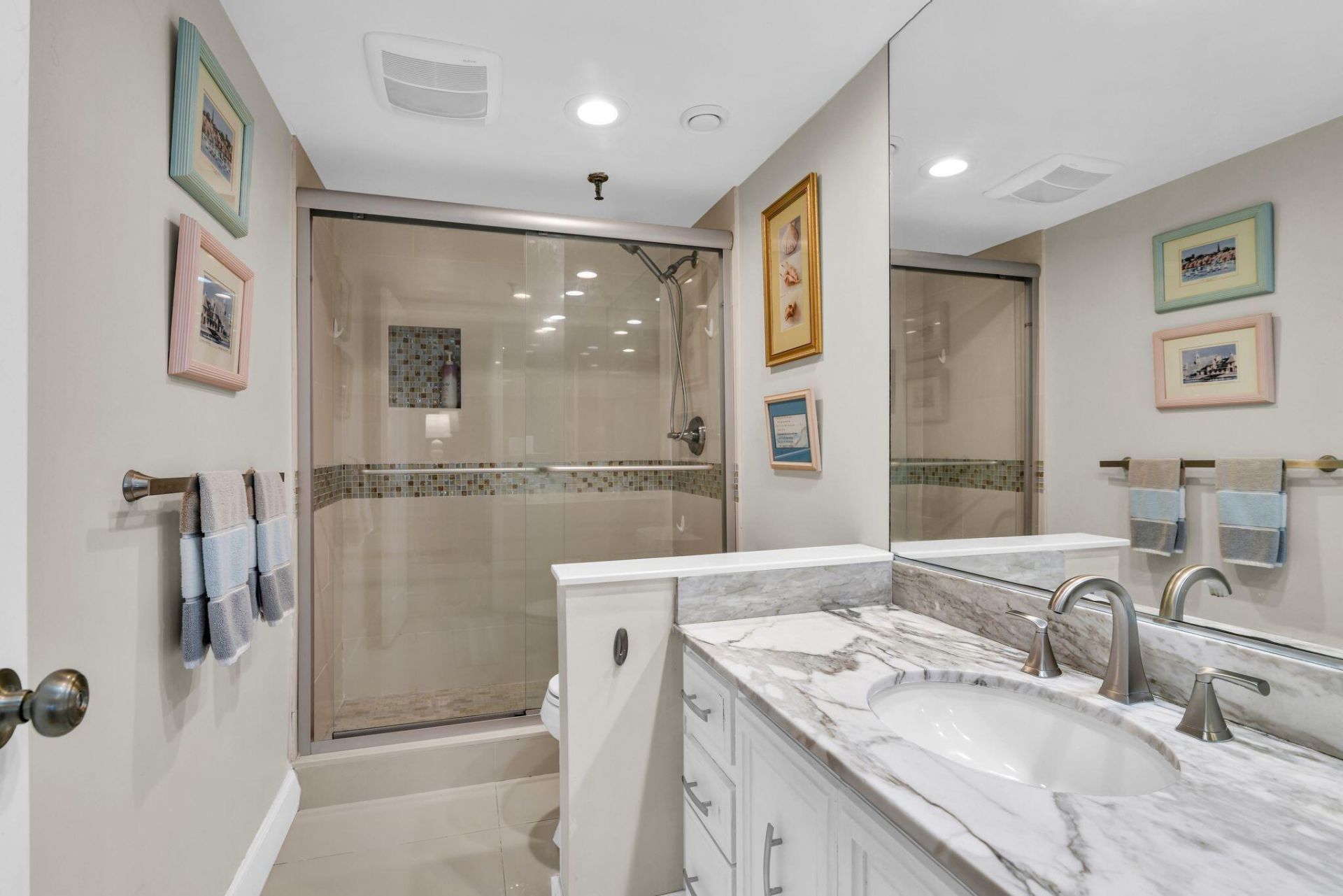 899 Jeffery Street, Unit 301, Boca Raton, FL 33487 Photo