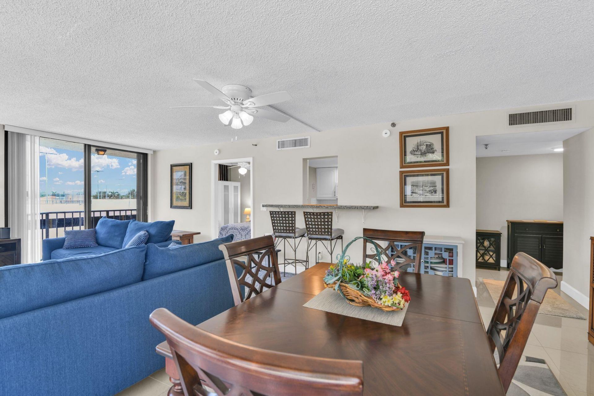 899 Jeffery Street, Unit 301, Boca Raton, FL 33487 Photo