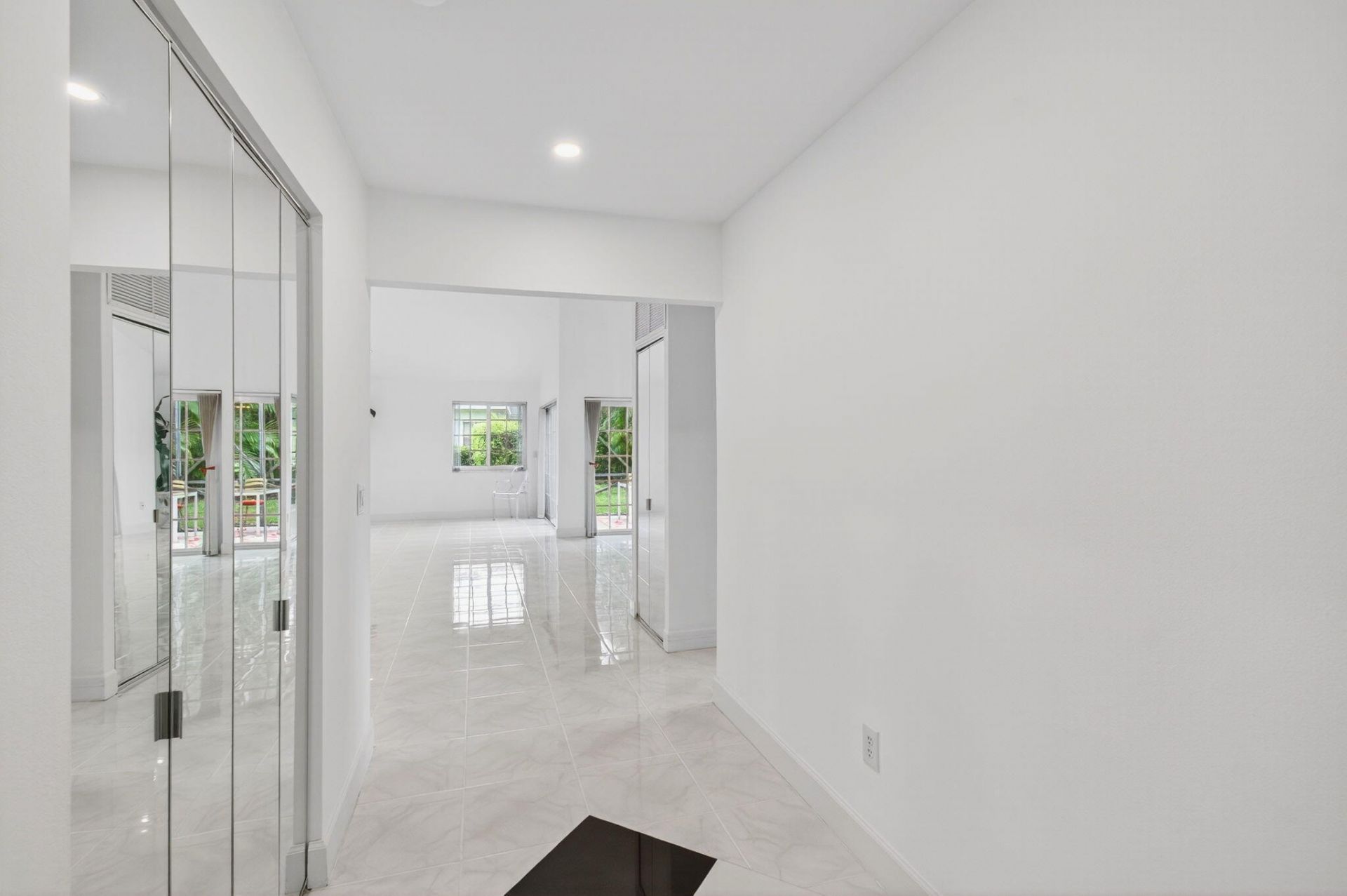 6105 Via Laguna Lane, Boca Raton, FL 33433 Photo