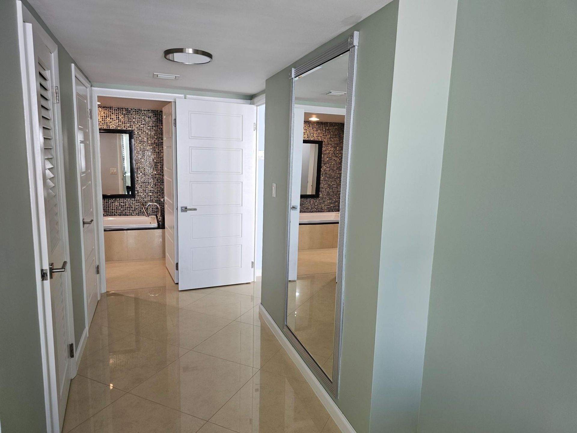 4100 Galt Ocean Drive, Unit 1111, Fort Lauderdale, FL 33308 Photo