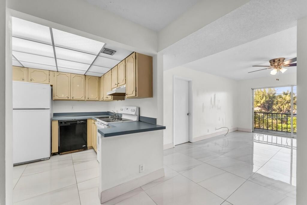 460 NW 20th Street, Unit 2100, Boca Raton, FL 33431 Photo