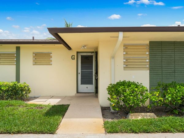 2915 Crosley Drive W, Unit G, West Palm Beach, FL 33415