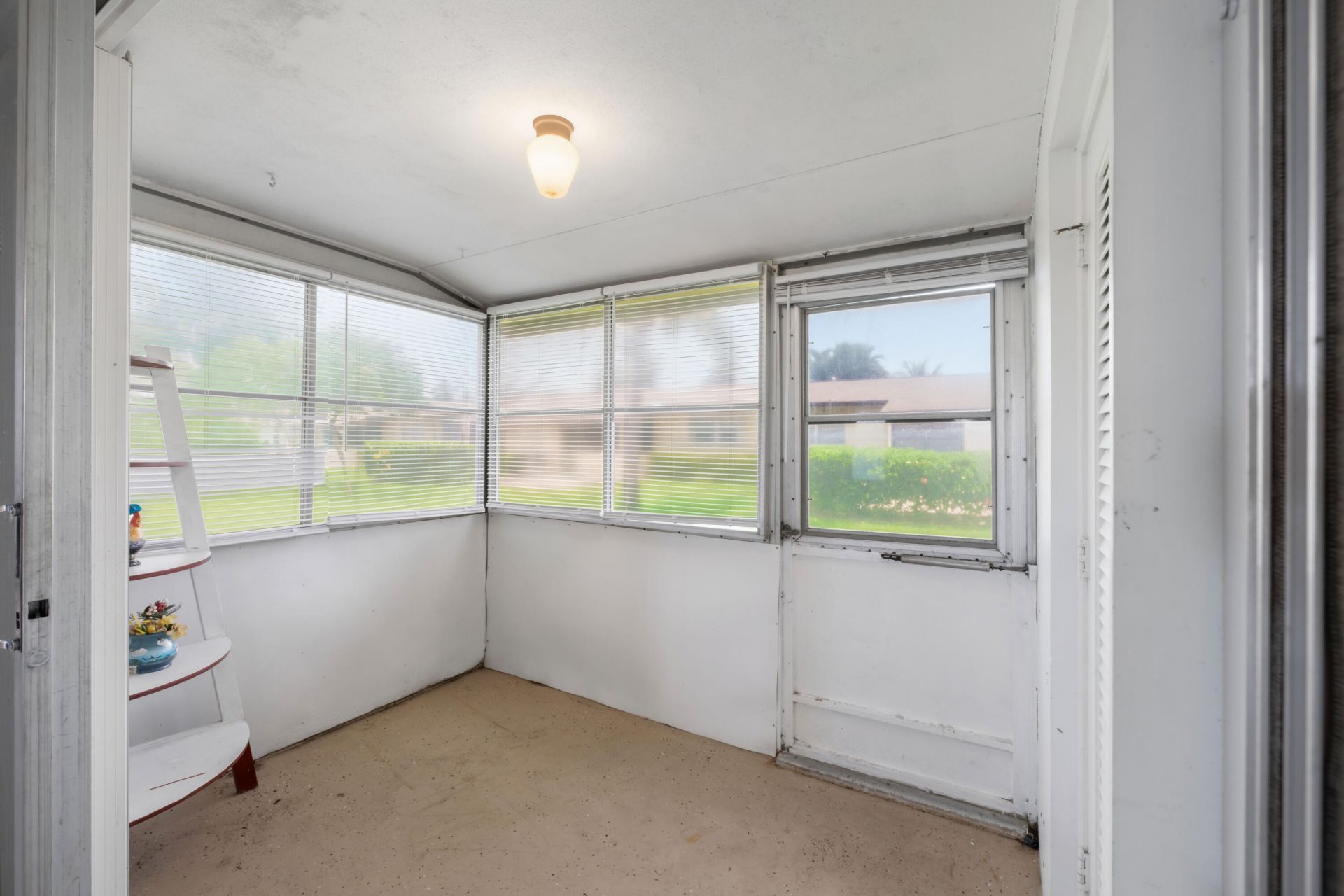 2915 Crosley Drive W, Unit G, West Palm Beach, FL 33415 Photo