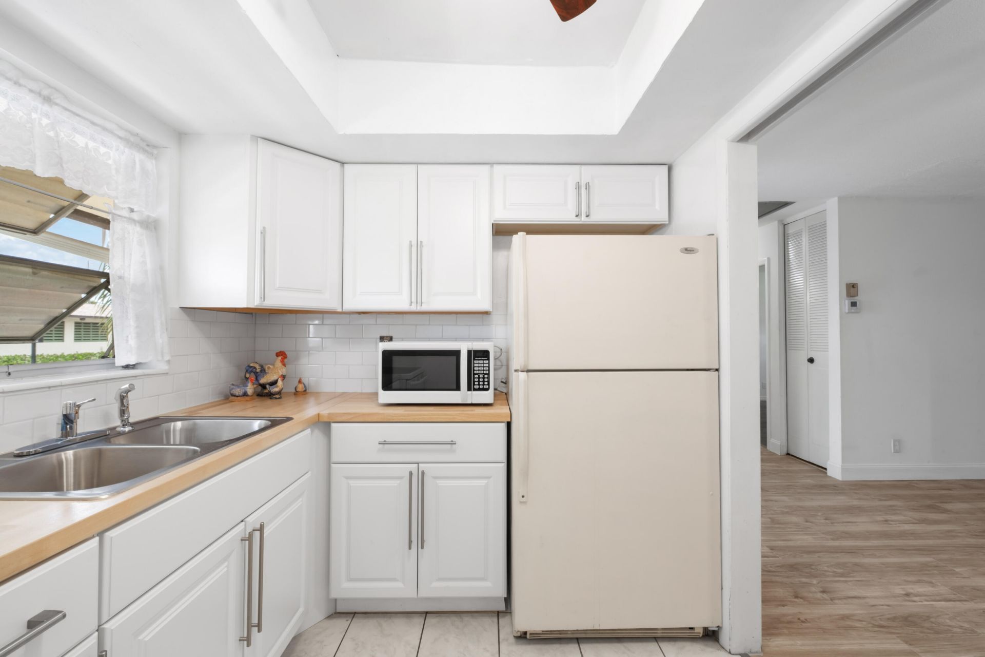 2915 Crosley Drive W, Unit G, West Palm Beach, FL 33415 Photo
