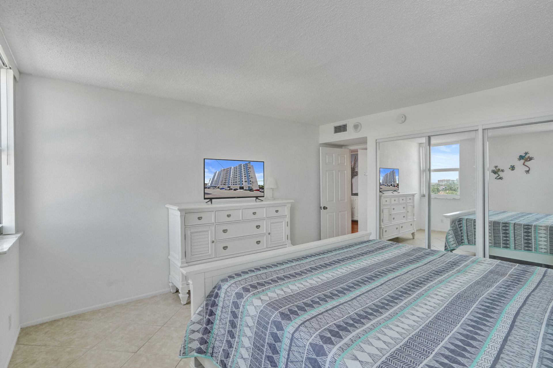 2881 NE 33rd Court, Unit 10b, Fort Lauderdale, FL 33306 Photo