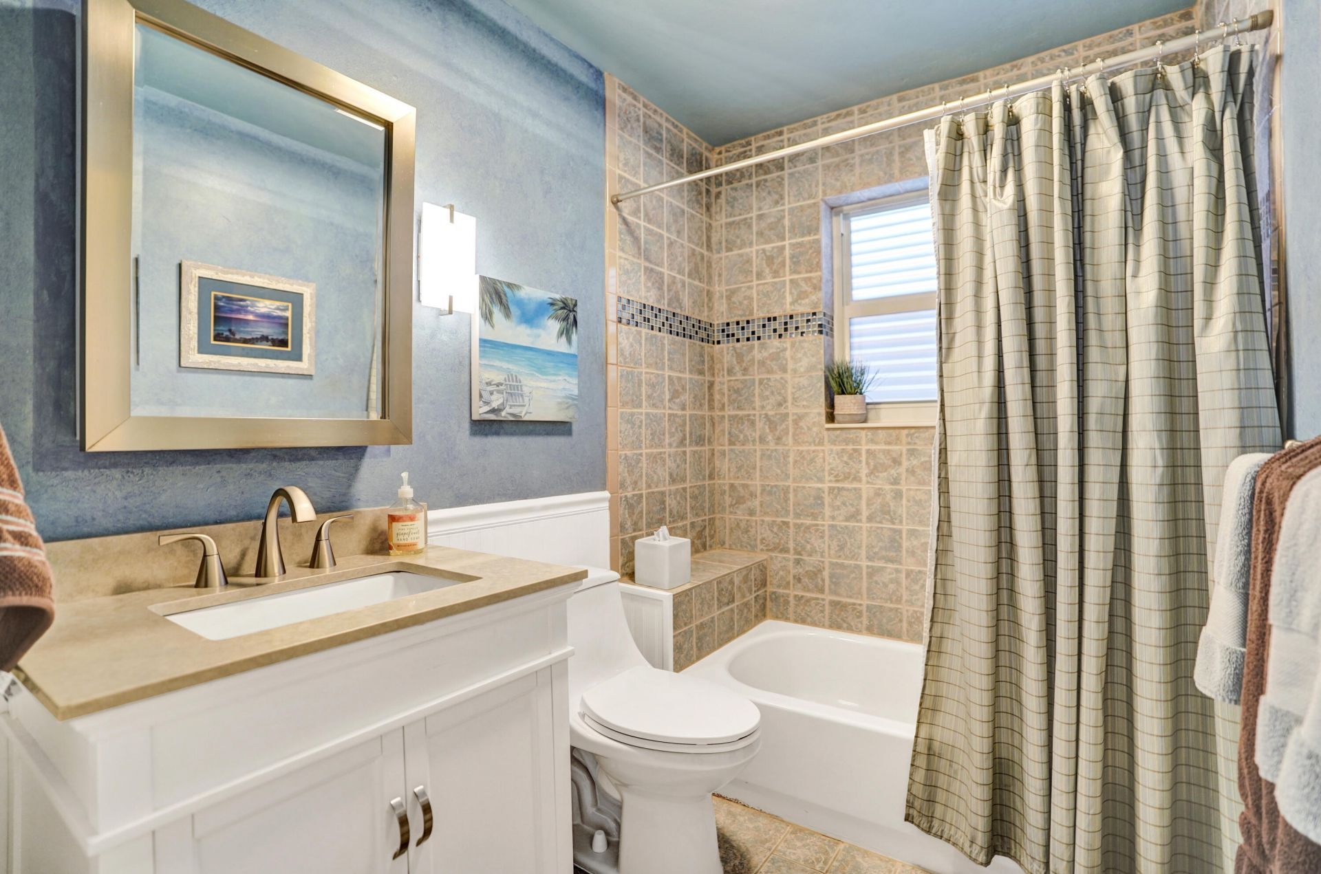 2117 NE 62nd Court, Fort Lauderdale, FL 33308 Photo