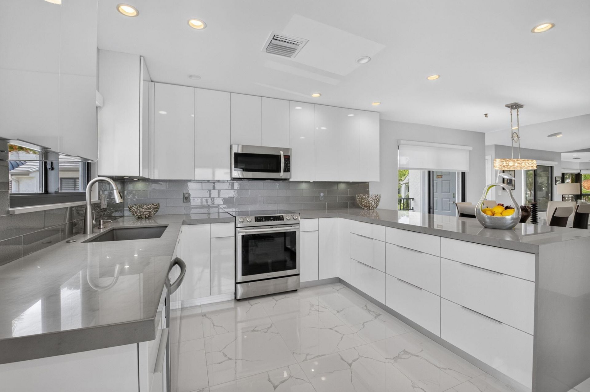 7665 Glendevon Lane, Unit 1605, Delray Beach, FL 33446 Photo